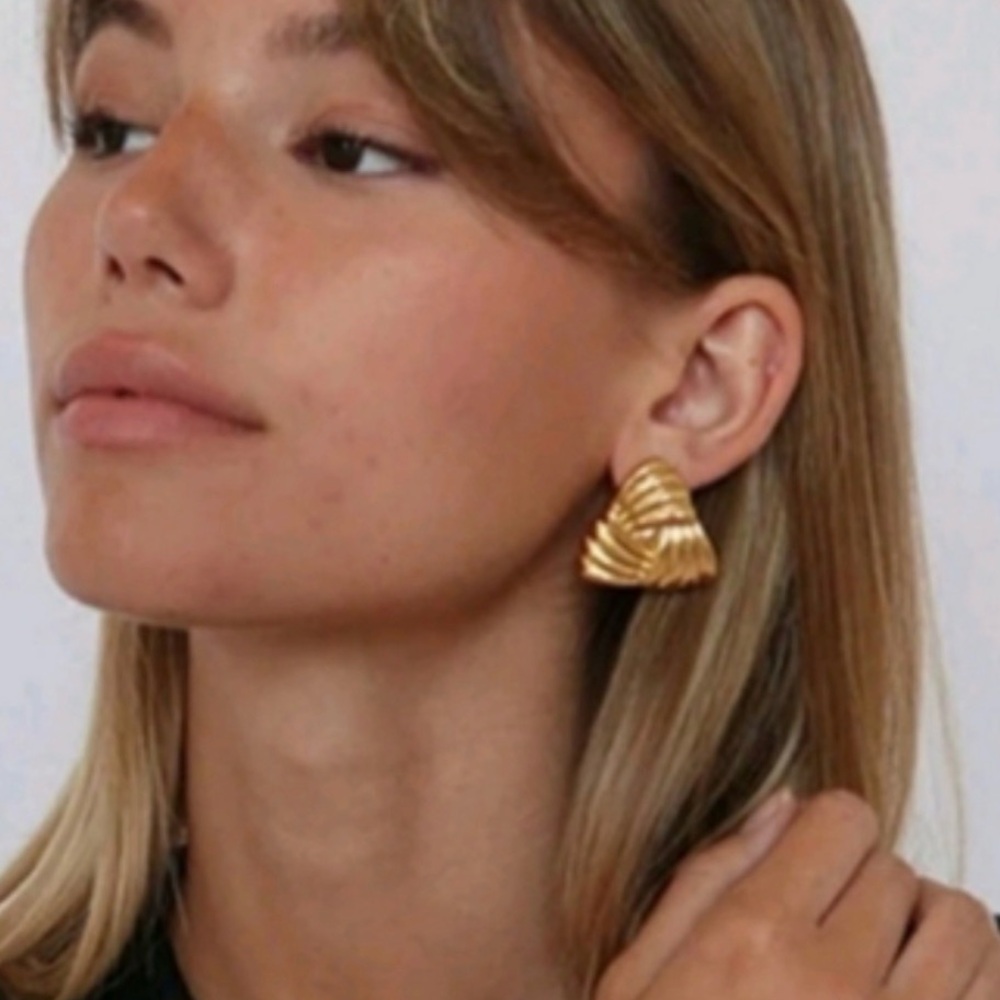 TRIANGULAR VINTAGE INSPIRED GOLD PLATED STUDS